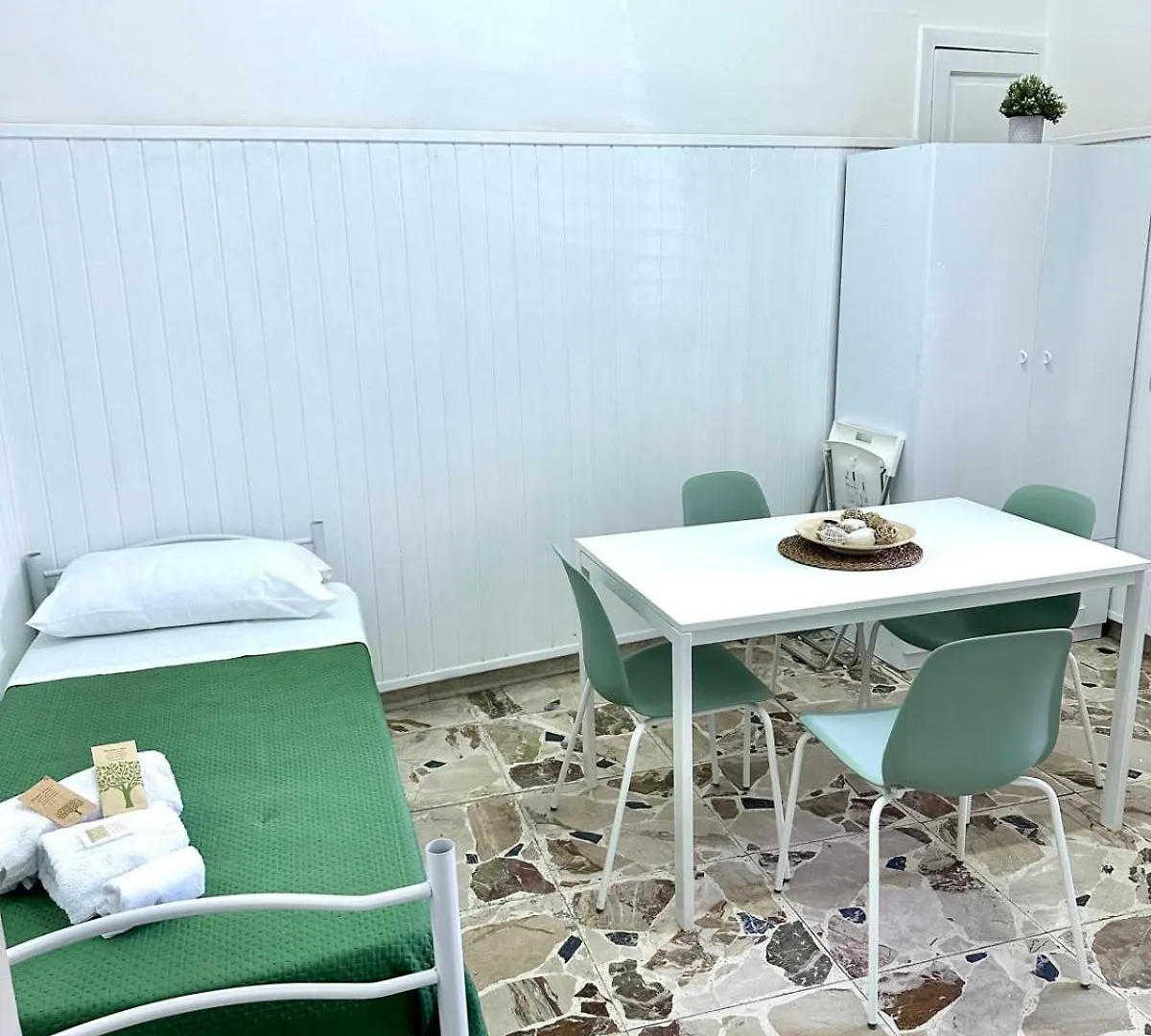 Brezza Marina Apartments Giardini-Naxos 0*,